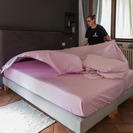 Agriturismo Biomatto อาโรนา ภายนอก รูปภาพ