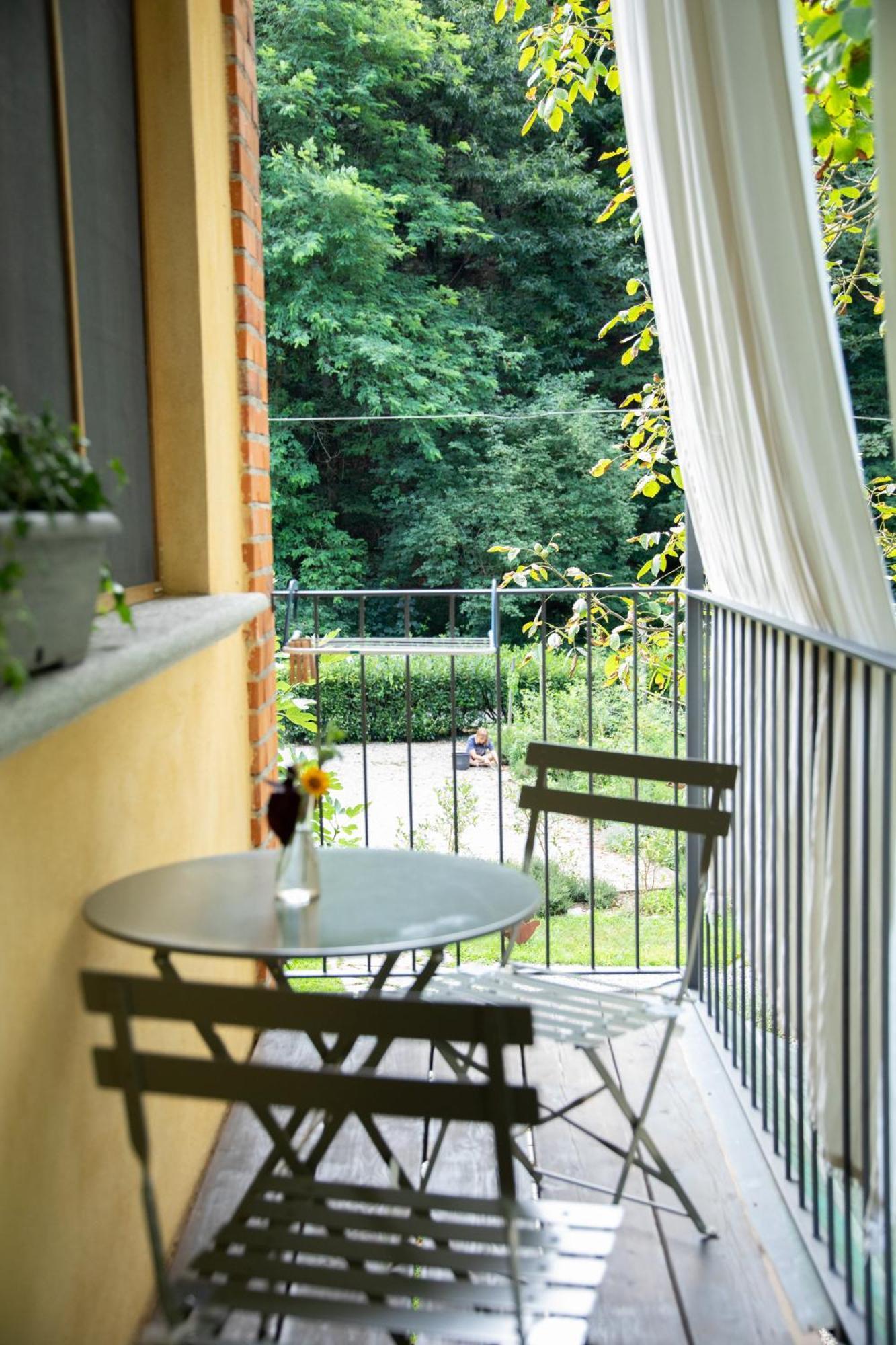 Agriturismo Biomatto อาโรนา ภายนอก รูปภาพ