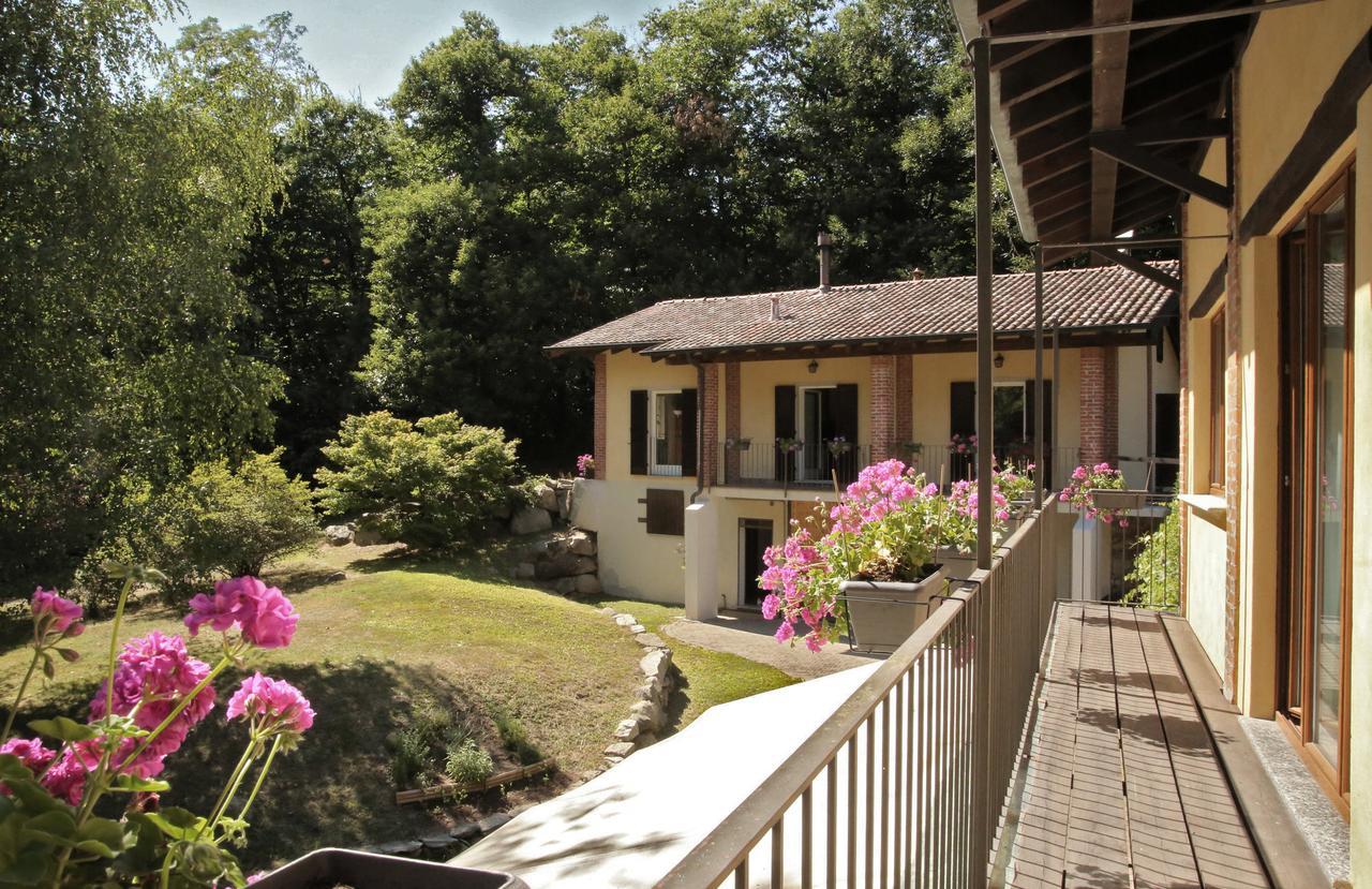 Agriturismo Biomatto อาโรนา ภายนอก รูปภาพ